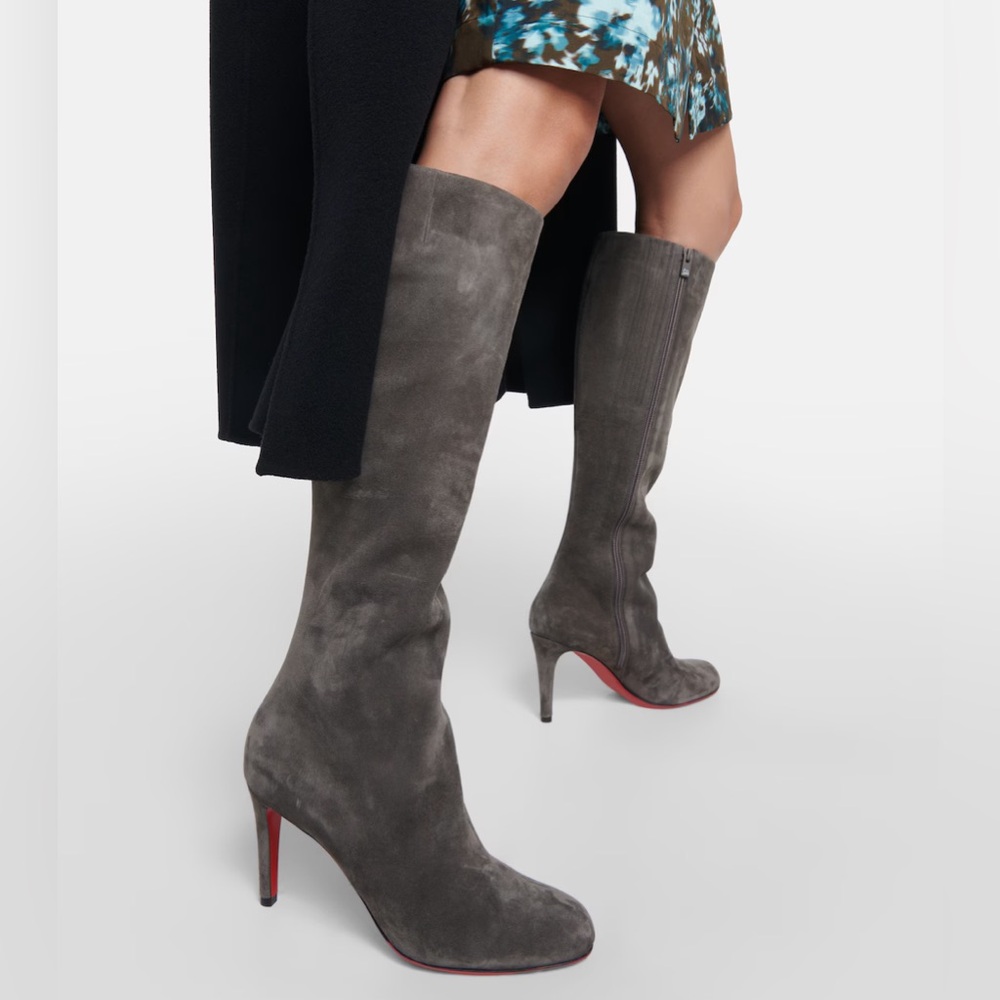 CHRISTIAN LOUBOUTIN
Pumppie Botta suede knee-high boots